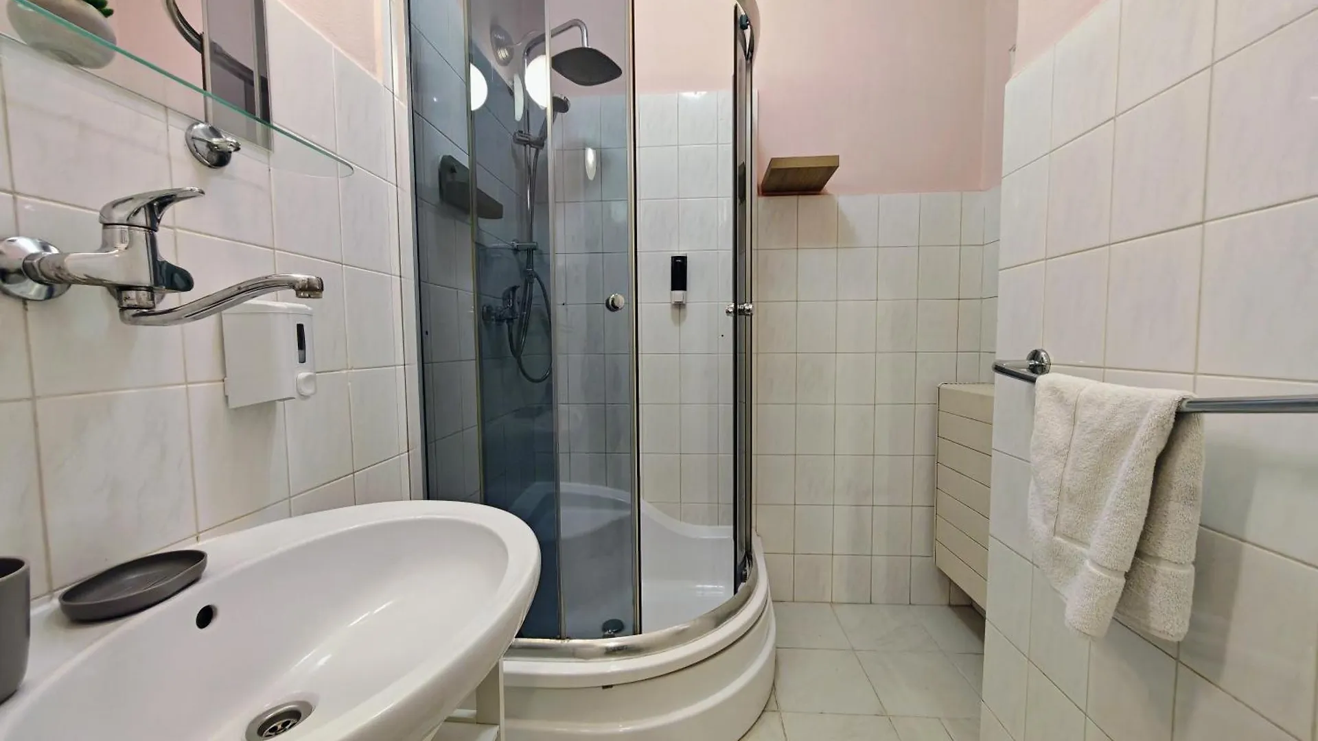 Flat In Zizkov -101- Apartment Prague